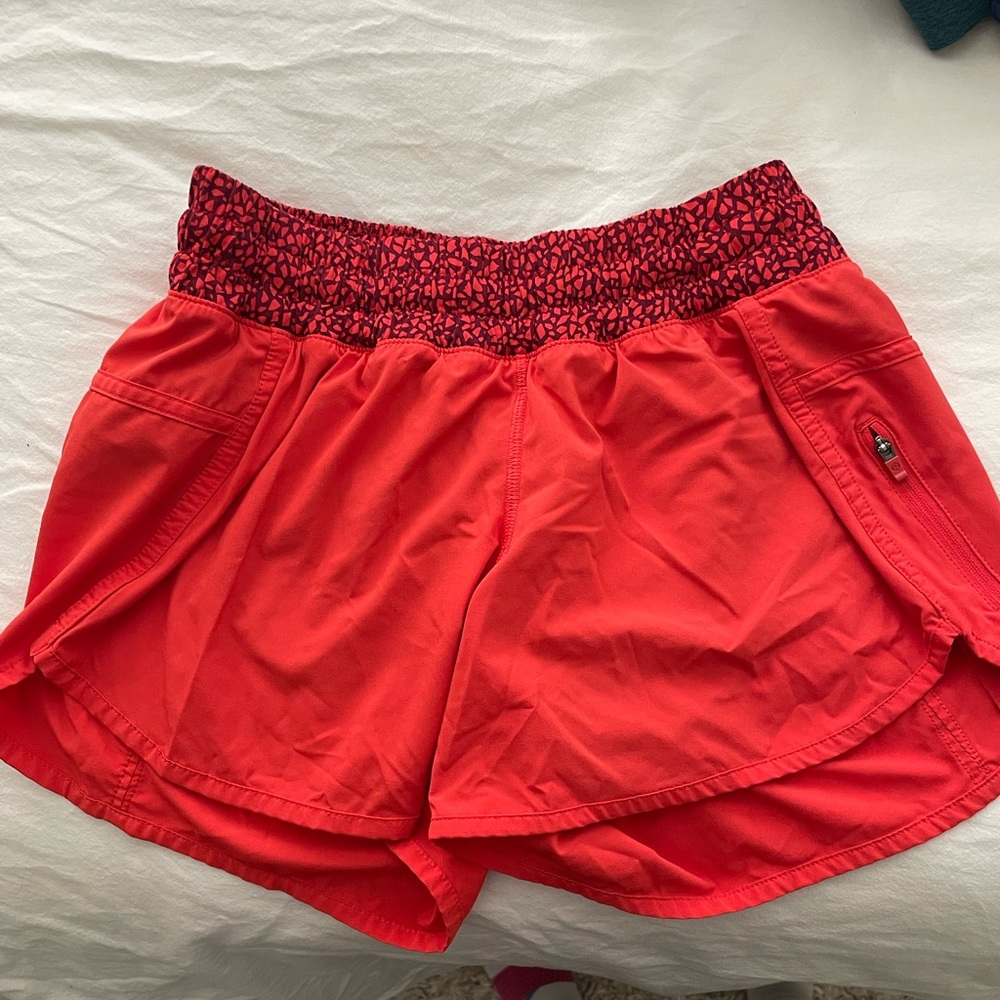 Hotty Hot LuluLemon shorts size 6
